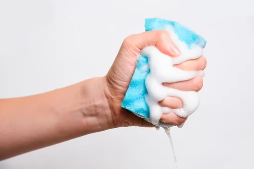 Сколько можно хранить губку для посуды, зубную щетку, расческу Сколько можно хранить губку для посуды, зубную щетку, расческу