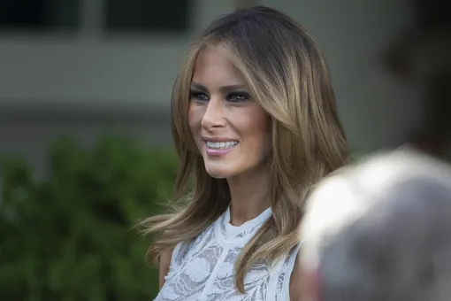 Пять образов Мелании Трамп в Великобритании: что скрывается за ними на самом деле