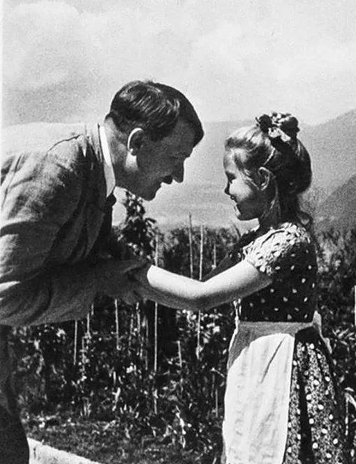 Еврейская девочка, укравшая сердце Гитлера, Бернели Нинау: фото, судьба Еврейская девочка, укравшая сердце Гитлера, Бернели Нинау: фото, судьба