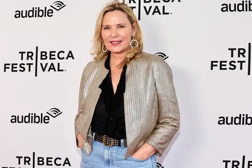 Поклонники затаили дыхание: первый выход Ким Кэттролл после съёмок в продолжении «Секса в большом городе» Поклонники затаили дыхание: первый выход Ким Кэттролл после съёмок в продолжении «Секса в большом городе»