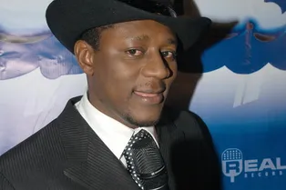 «Не выдают тело»: почему перенесли прощание с Пьером Нарциссом