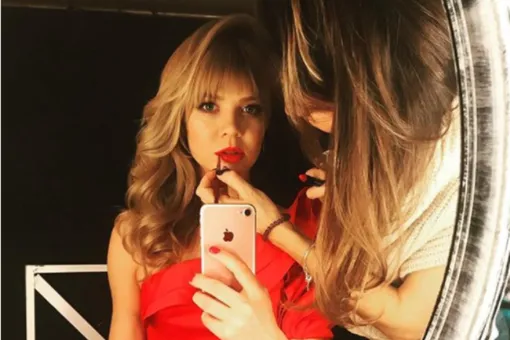 «Раньше Вы были красивее». Поклонники не оценили новый образ Аллы Михеевой «Раньше Вы были красивее». Поклонники не оценили новый образ Аллы Михеевой