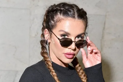 «Сестренка, я за тебя отомстила!» Дочь Анны Седоковой сделала маме макияж «Сестренка, я за тебя отомстила!» Дочь Анны Седоковой сделала маме макияж