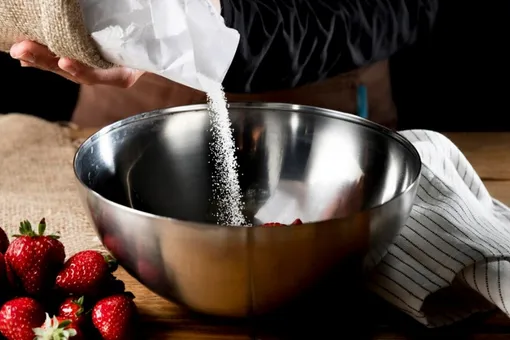 Миски в хозяйстве всегда нужны