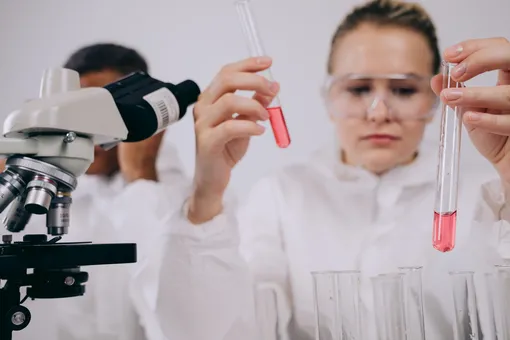 Онкобольные россияне просят не вводить санкции на испытания импортных лекарств Онкобольные россияне просят не вводить санкции на испытания импортных лекарств