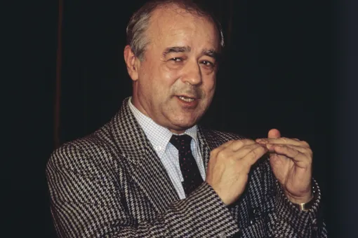 Умер экс-главред «Огонька» Виталий Коротич Умер экс-главред «Огонька» Виталий Коротич