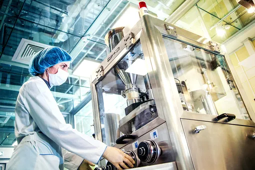 В «Лаборатории современного здоровья» сочетаются инновации и традиционный подход. Производство Siberian Wellness.