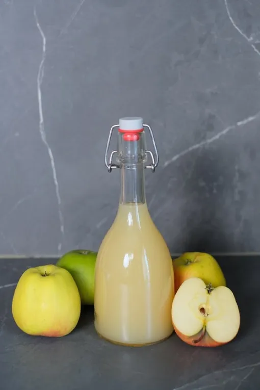 Яблочный уксус Яблочный уксус