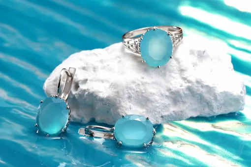 Голубая лагуна: серебряные украшения с лазурными халцедонами Голубая лагуна: серебряные украшения с лазурными халцедонами