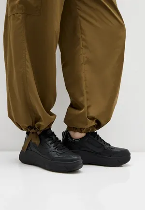 Черные кожаные кроссовки GEOX Черные кожаные кроссовки GEOX