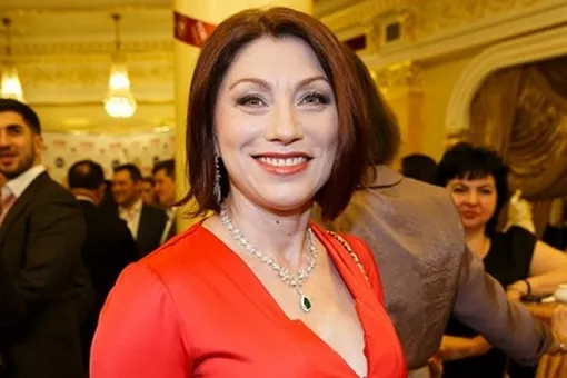 54-летняя Роза Сябитова вернулась на проект «Без страховки», вылечив травму 54-летняя Роза Сябитова вернулась на проект «Без страховки», вылечив травму