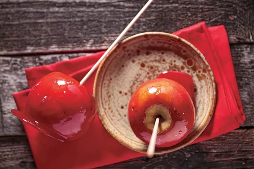 Яблоки в карамели