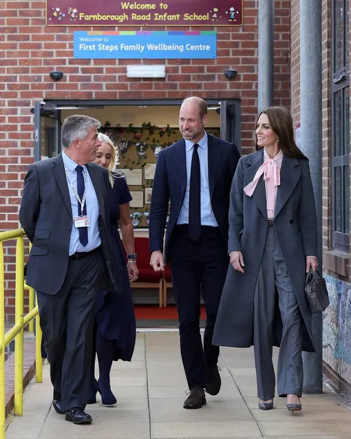 Кейт Миддлтон и принц Уильям в Саутпорте Кейт Миддлтон и принц Уильям в Саутпорте