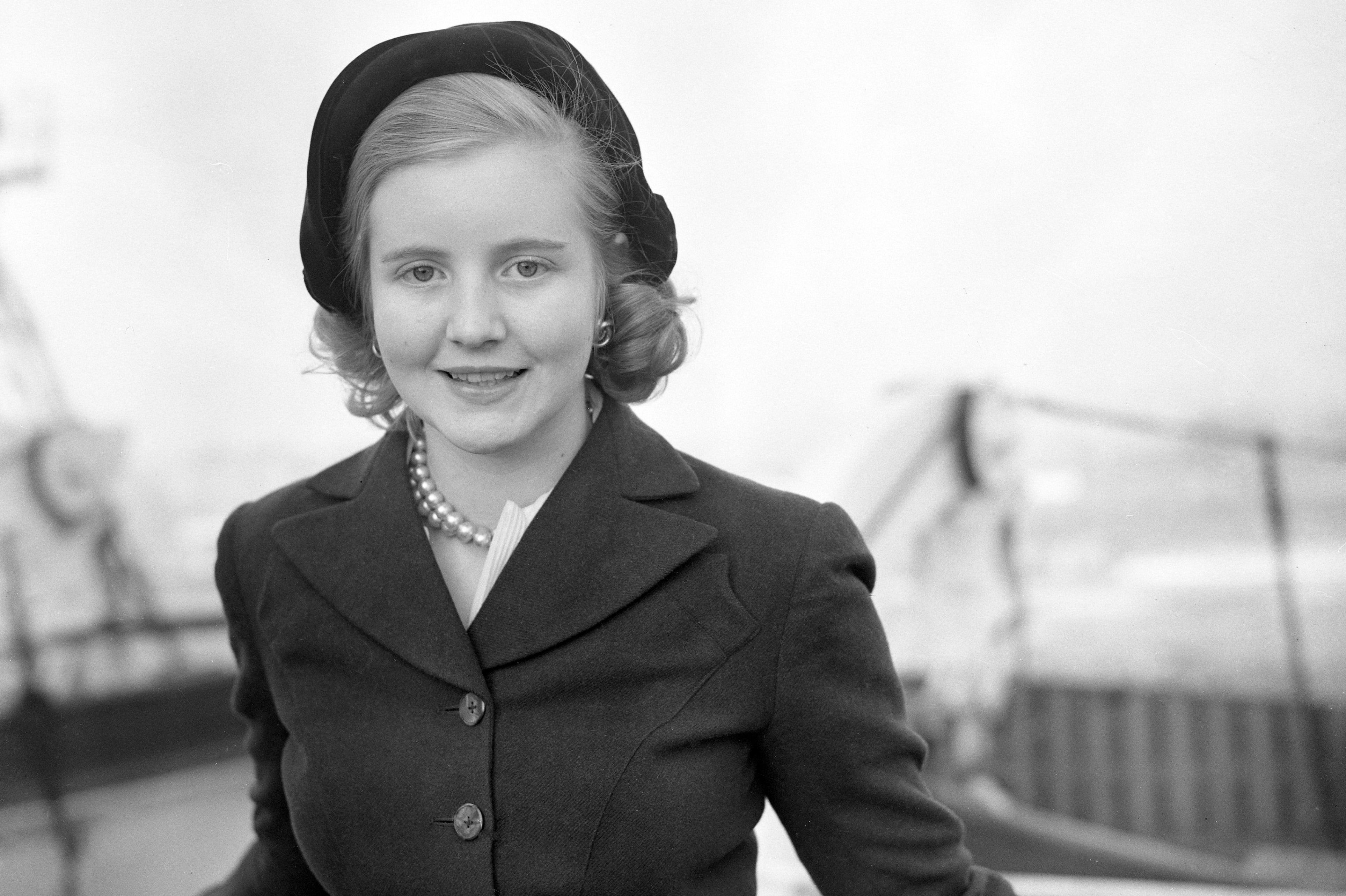 Порно трахается секс машина онлайн