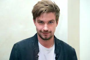 «Как выплясывает!» Сергей Бурунов поздравил Александра Петрова с днем рождения, выложив видео его танца