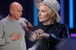 «Зачем блогерам петь?» Арбенина и Мазаев не смогли распознать самозванца