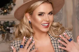 «Папа на Алена Делона похож»: Анна Семенович выложила детское фото с родителями