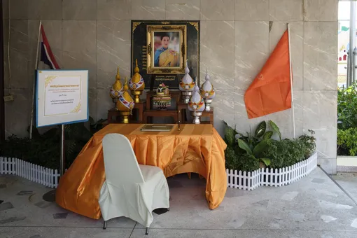 Тайцы молятся за здоровье принцессы Патти