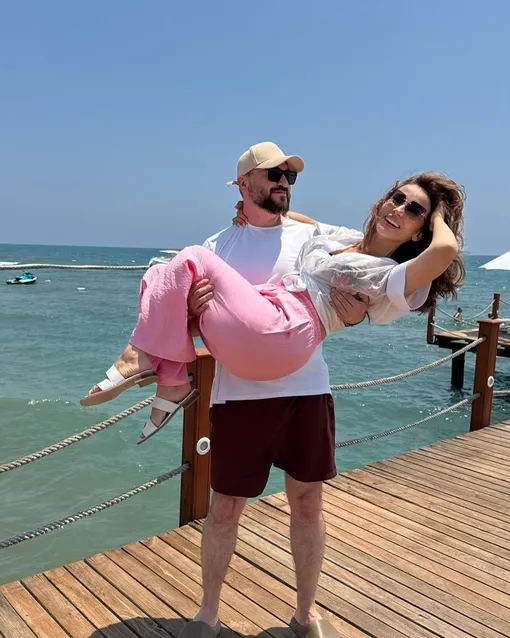 Александр Златопольский и Анфиса Чехова Александр Златопольский и Анфиса Чехова