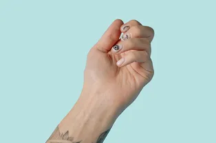 Яркие и крутые идеи маникюра для коротких ногтей