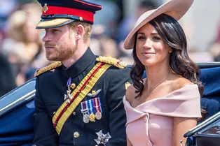 Стильные образы Меган Маркл: как герцогиня подбирает одежду для публичных выходов