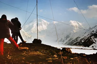 Из 12 выжил только один: история самой трагичной экспедиции на пик Победы