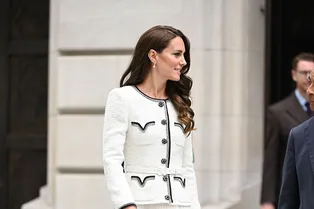 Почему другие родители игнорируют Кейт Миддлтон в школе Почему другие родители игнорируют Кейт Миддлтон в школе