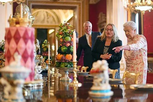 Отборнейшее масло доставили к столу: что едят в королевской семье