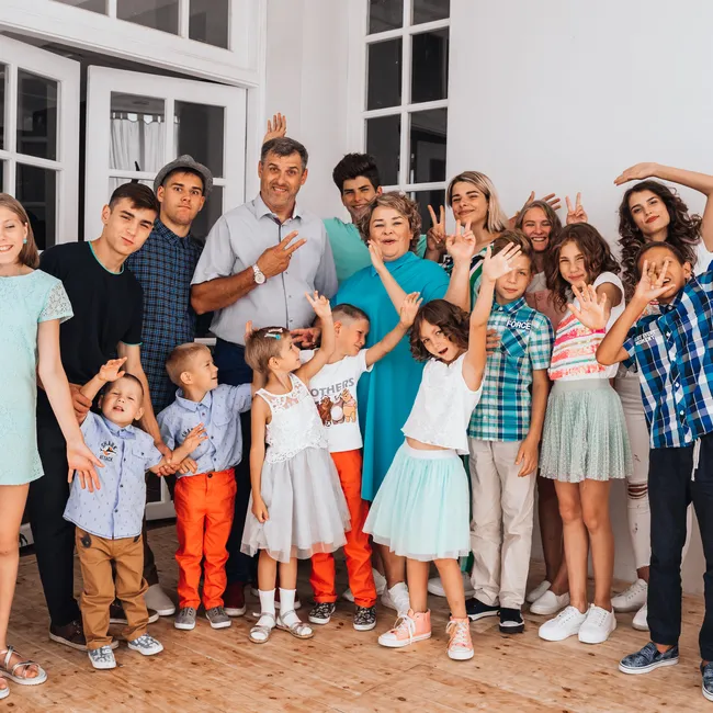 Где хранить 50 пар обуви и 200 пар носков? Планировка дома для многодетной семьи: опыт и лайфхаки матери 17 детей