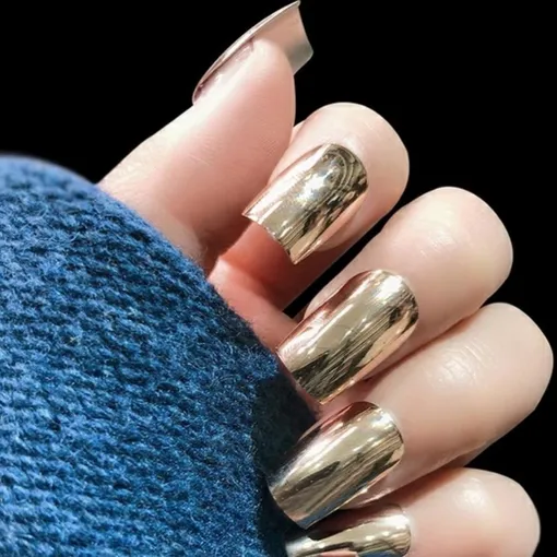 Бледный золотой хром нейл арт Бледный золотой хром нейл арт