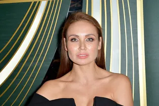 Ляйсан Утяшева показала архивное фото с мамой в её день рождения Ляйсан Утяшева показала архивное фото с мамой в её день рождения