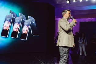 Alcatel IDOL4 открывает сезон новых впечатлений