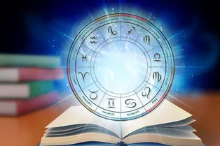 Сексуальный потенциал, но негативные энергии. Лунный гороскоп на 23 ноября