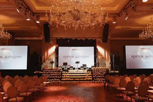 Аврора, Лёша Свик, Людмила Светлова, Ассоль и другие на премии «Время женщин» медиабренда «Новый очаг»