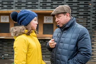 «Вначале я не придала значения тому, что незнакомый мужчина заговорил с моей дочерью.»