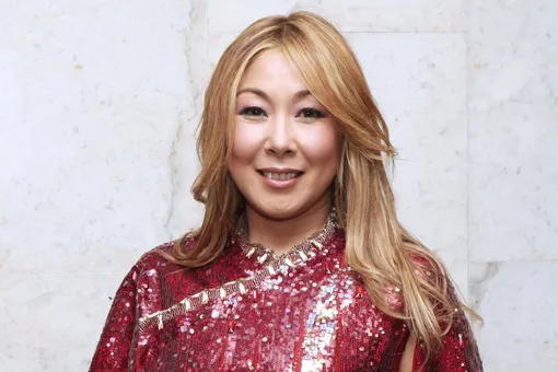 Брак по расчёту на 35 лет: Анита Цой отметила юбилейную годовщину свадьбы и показала фото