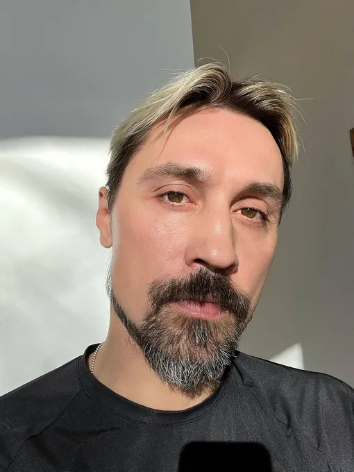 Дима Билан поблагодарил поклонников за поддержку Дима Билан поблагодарил поклонников за поддержку