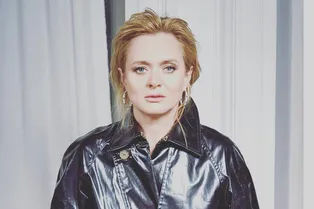 «Моя Таточка»: Анна Михалкова опубликовала редкое архивное фото с бабушкой