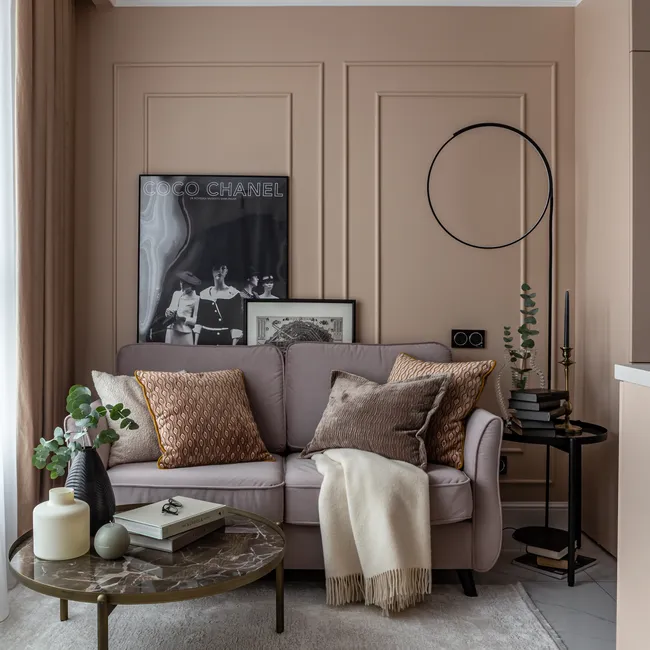 Как в студии 23 кв. м уместить кухню, спальню и зону отдыха: аристократичный вариант от дизайнера интерьеров