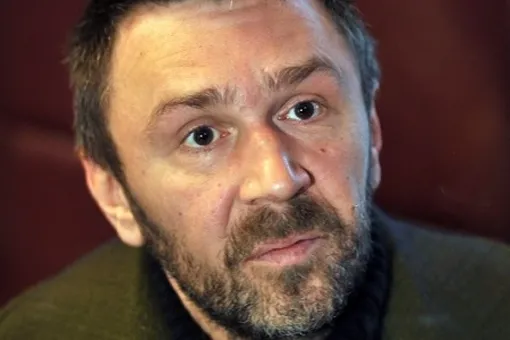 23-летняя дочь Сергея Шнурова вышла замуж 23-летняя дочь Сергея Шнурова вышла замуж