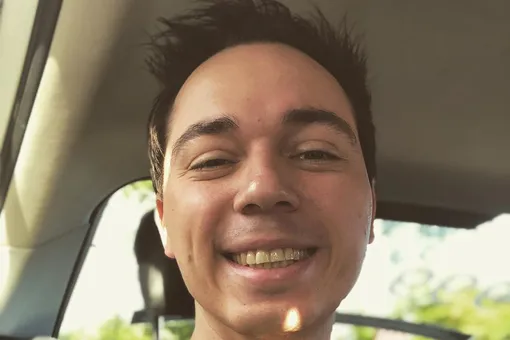 «Нежнейшая и милейшая она у вас»: Родион Газманов устроил сюрприз для мамы (видео) «Нежнейшая и милейшая она у вас»: Родион Газманов устроил сюрприз для мамы (видео)