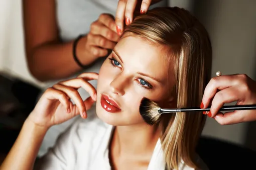 Клиентки из ада: с чем приходится сталкиваться визажистам Клиентки из ада: с чем приходится сталкиваться визажистам
