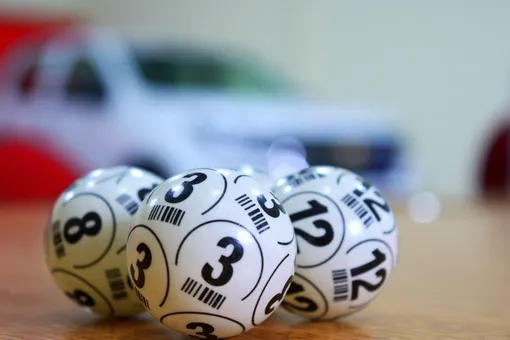 Первый джекпот в истории: житель Москвы выиграл миллиард рублей Первый джекпот в истории: житель Москвы выиграл миллиард рублей