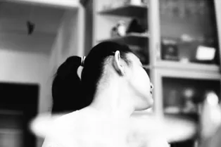 В этом доме все смеются, хотя впору было бы плакать...