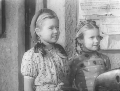 Светлана Немоляева: биография, роли и фильмы, фото, личная жизнь, факты