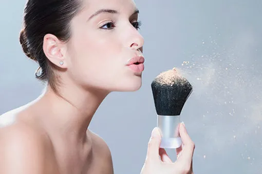 Больше не блестим: 7 способов избавиться от жирного блеска Больше не блестим: 7 способов избавиться от жирного блеска