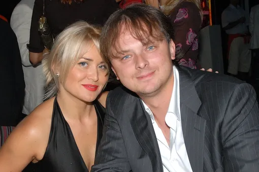 «Нет с нами уже 18 лет»: сын Софии Ротару выложил детское фото с отцом «Нет с нами уже 18 лет»: сын Софии Ротару выложил детское фото с отцом