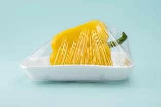 10 лайфхаков с пищевой плёнкой, о которых вы могли не знать 10 лайфхаков с пищевой плёнкой, о которых вы могли не знать