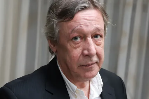 17-летняя дочь Михаила Ефремовна снялась в смелой фотосессии