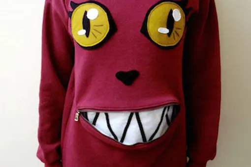 Вторая жизнь старой детской толстовки